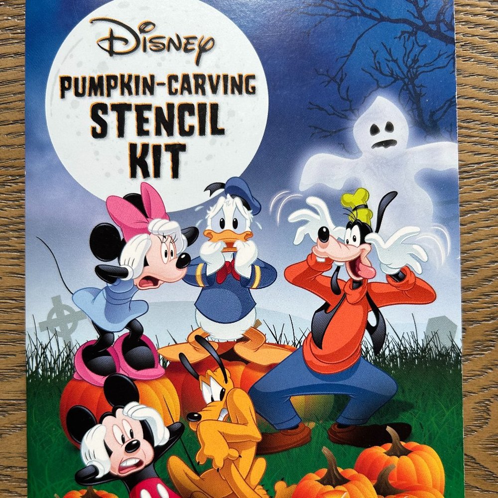 Disney 2011 - Pumpkin-Carving Stencil Kit